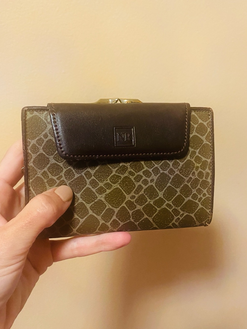 Authentic Nina Ricci 4.5x5.5